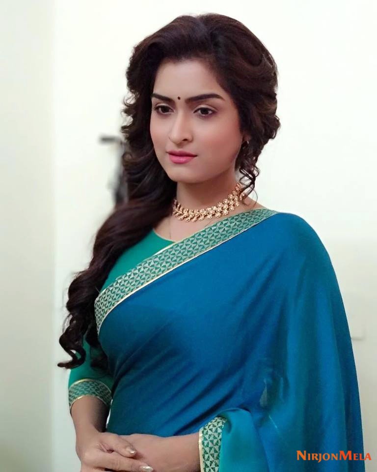 Debaparna-Chakraborty-27.jpg