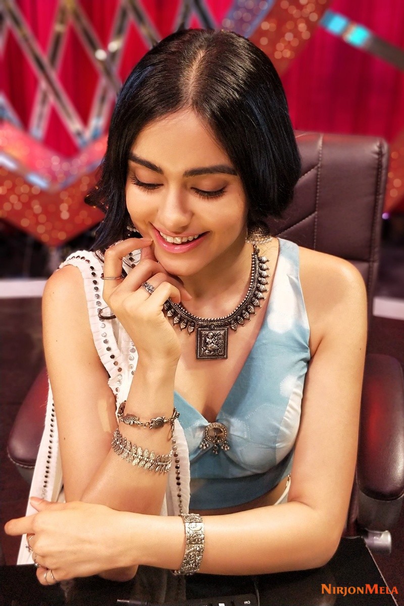 Adah-Sharma-hot-12.jpg