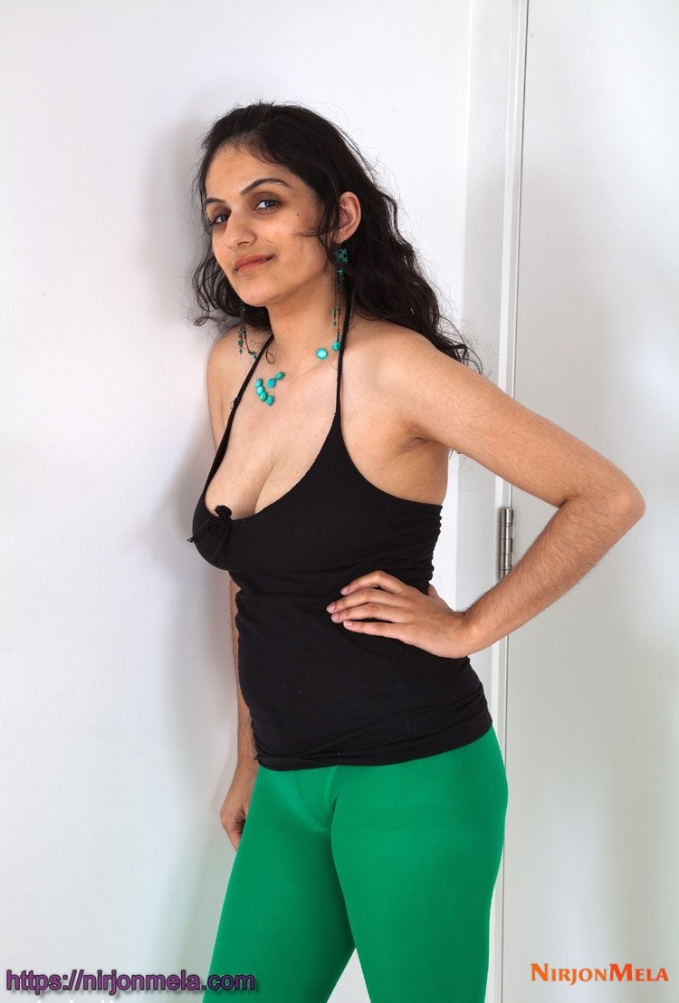 Punjabi Housewife Teaching Indian Sex Art Nirjonmela Desi Forum