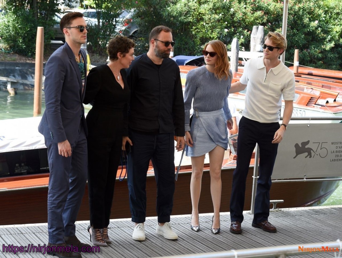 emma-stone-arriving-at-the-casino-di-venezia-for-the-75th-venice-international-film-festival-10.jpg