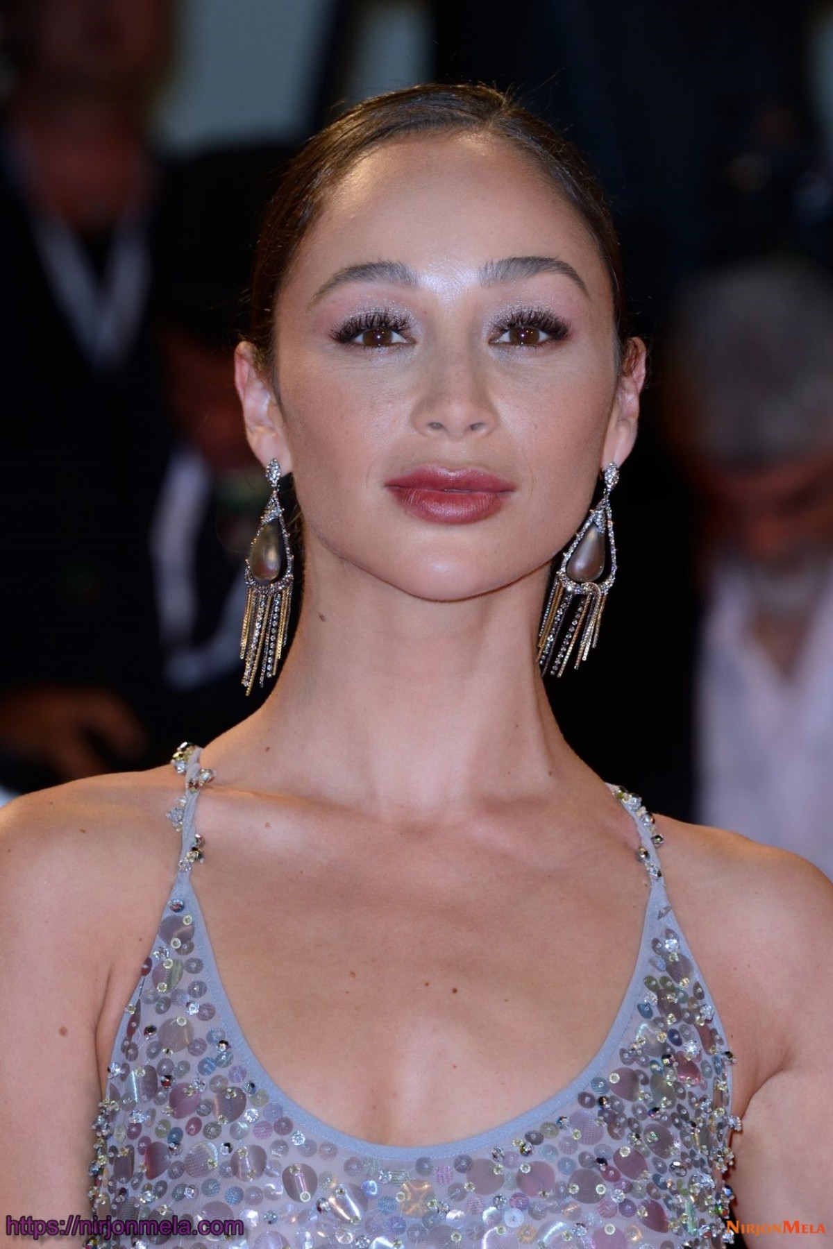 cara-santana-the-favourite-premiere-at-75th-venice-international-film-festival-08-30-2018-3.jpg