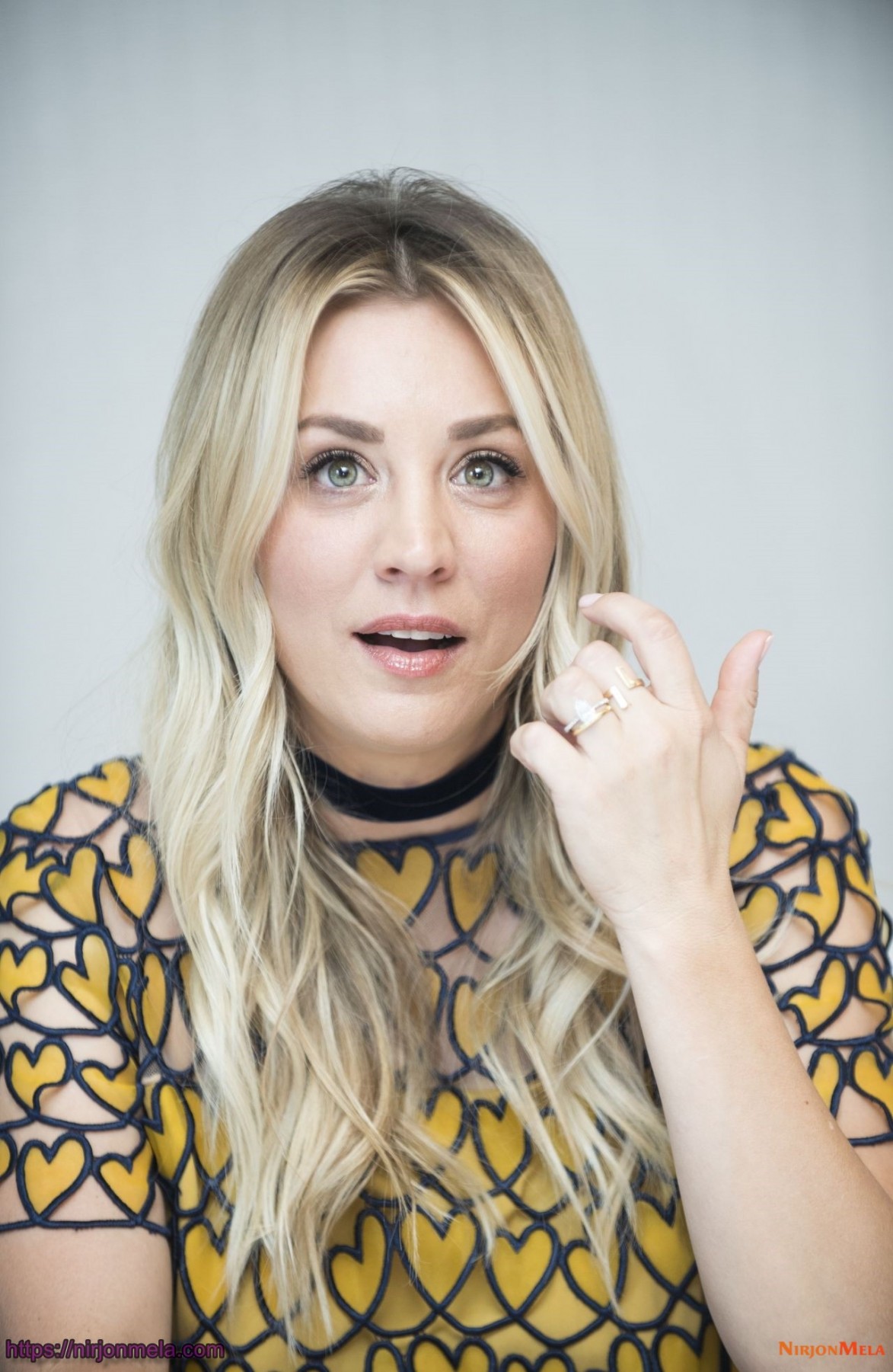 kaley-couoco-the-big-bang-theory-press-conference-in-west-hollywood-5.jpg