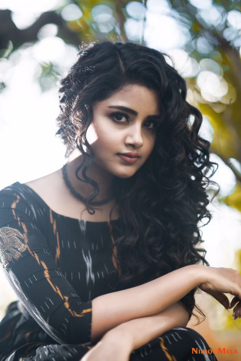 Anupama-Parameswaran-1454a69b68170641b3.jpg