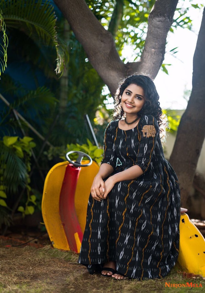 Anupama-Parameswaran-157a81671d2c94b787.jpg