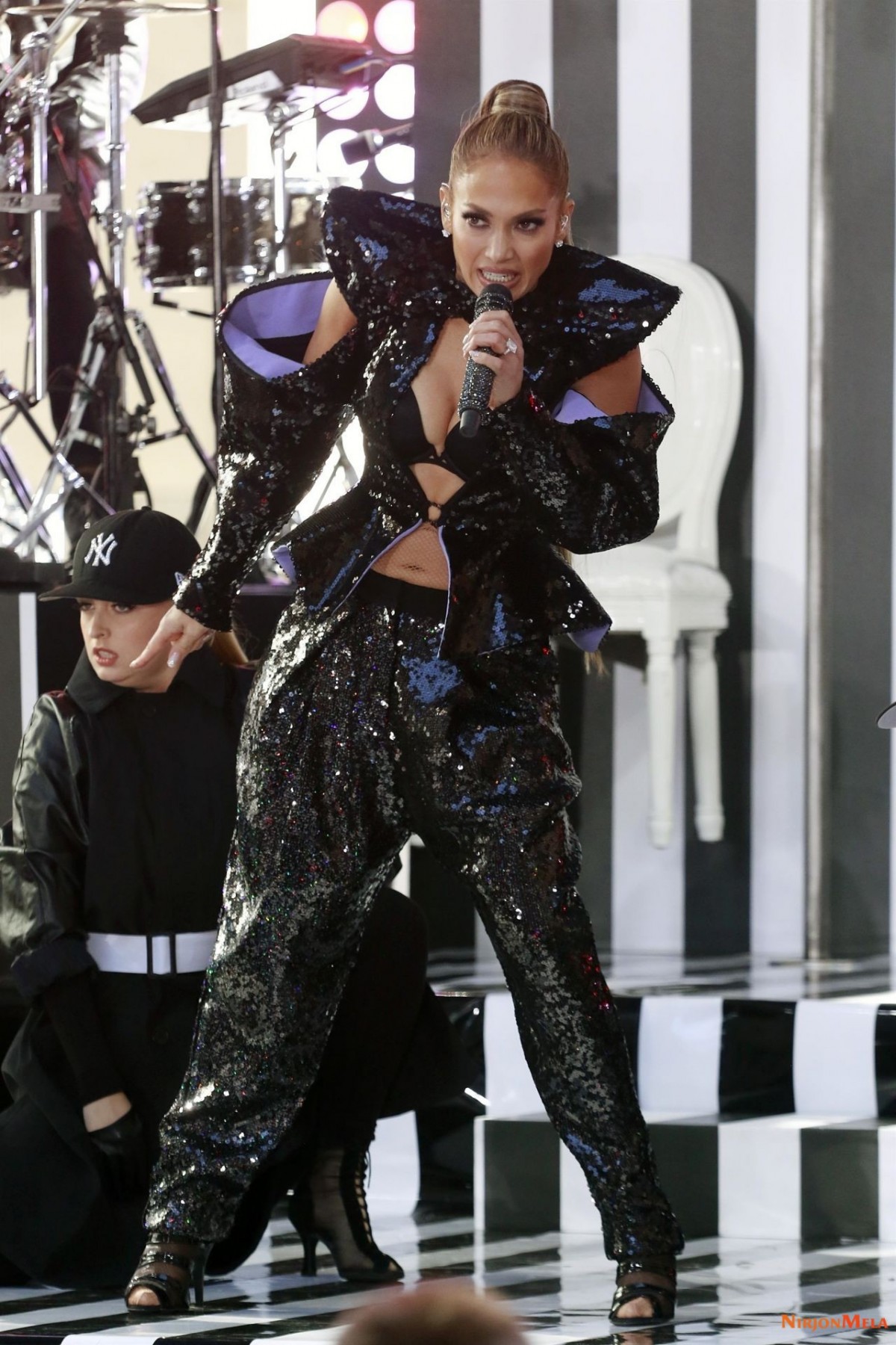 jennifer-lopez-performs-on-nbc-s-today-show-in-new-york-05-06-2019-0.jpg