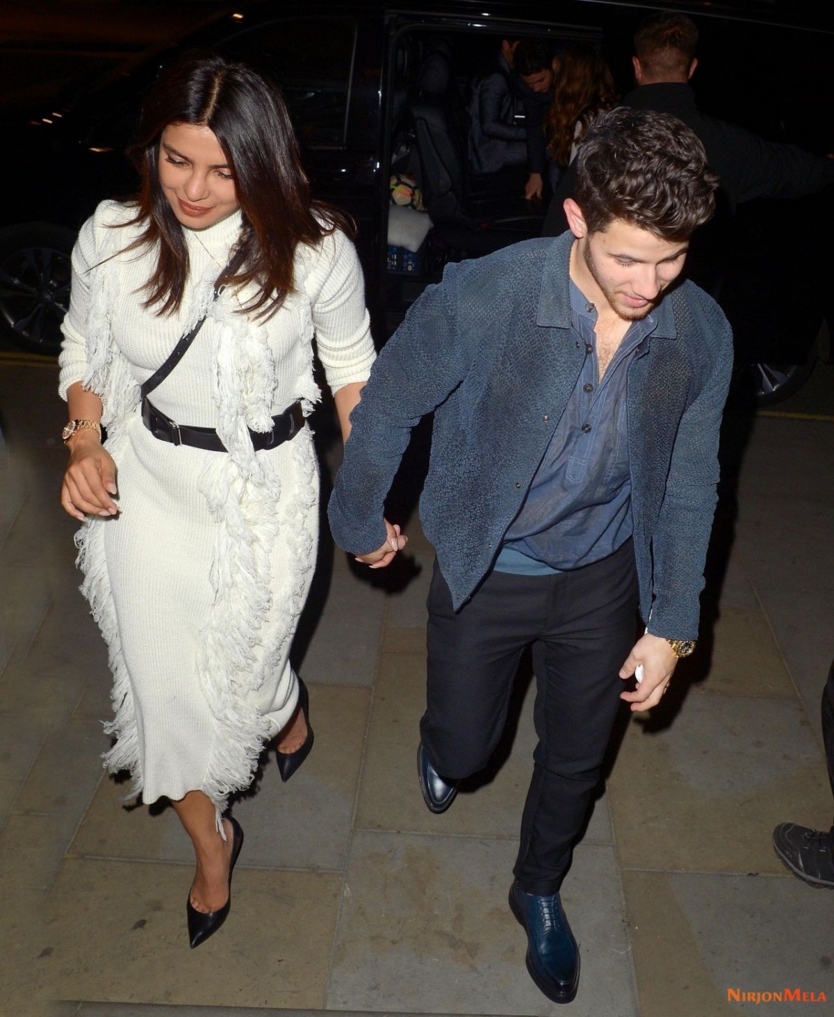 priyanka-chopra-and-nick-jonas-leaving-the-ritz-in-london-05-30-2019-8.jpg