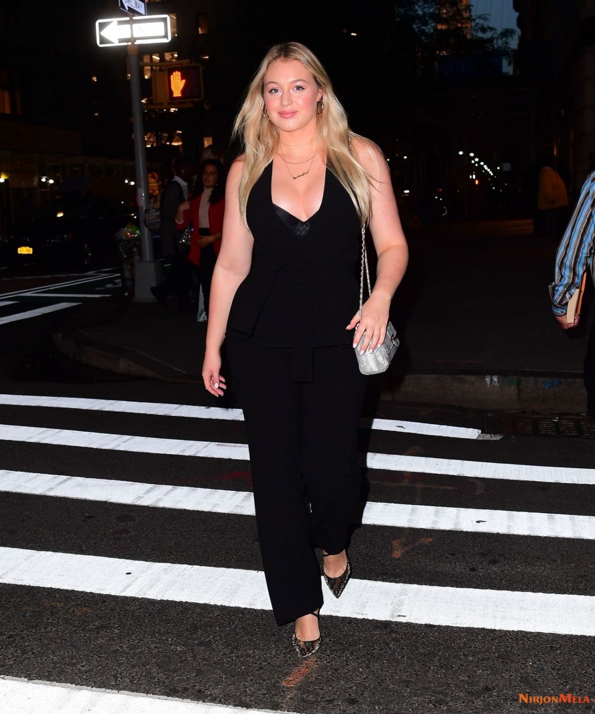 iskra-lawrence-in-plunging-black-jumpsuit-10-21-2019-5.jpg