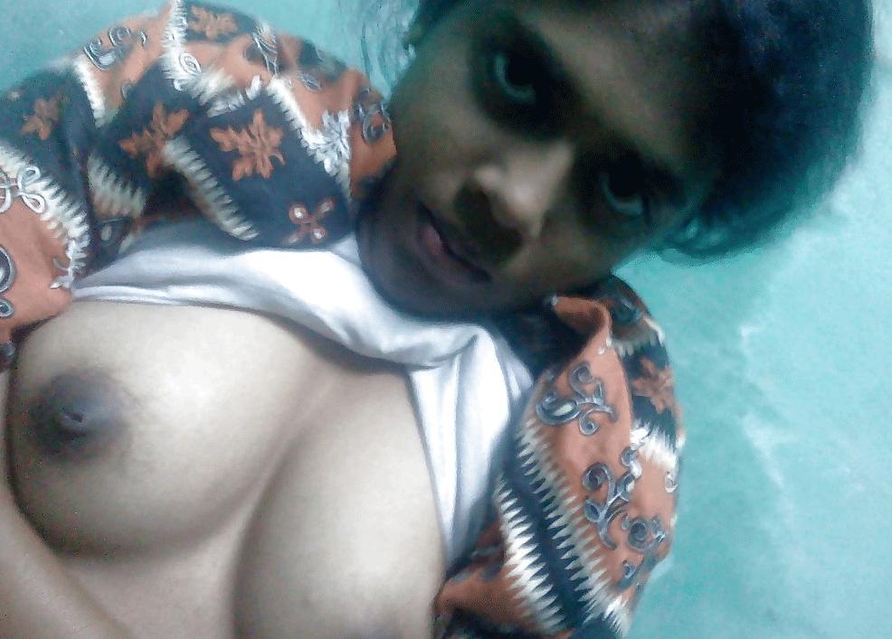 South-Indian-Wife-Nude-Photos-8.gif