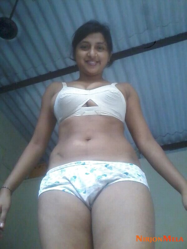 sexy-Indian-college-girl-6.jpg