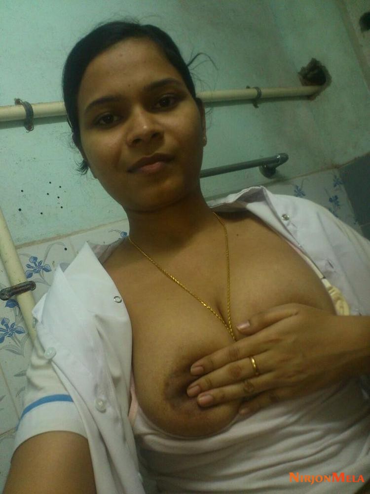 srilankan-nurse-nude-selfie-040.jpg