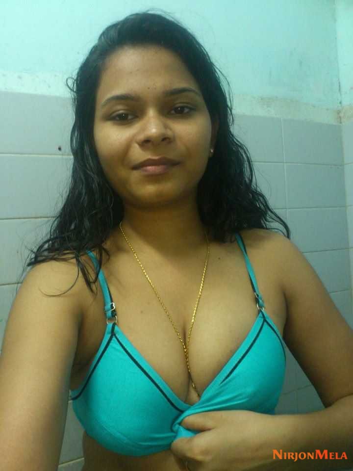 srilankan-nurse-nude-selfie-047.jpg