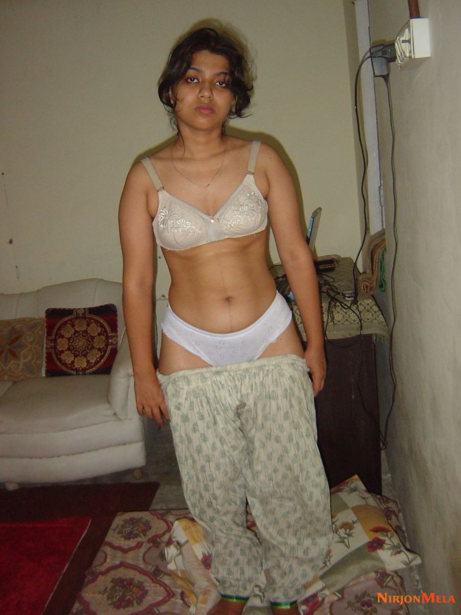 amateur-indian-nude-prostitute-07.jpg