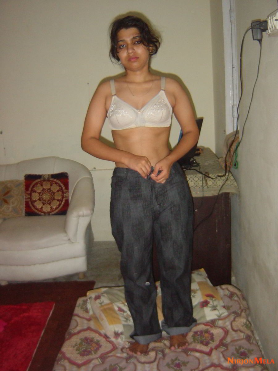 amateur-indian-nude-prostitute-11.jpg