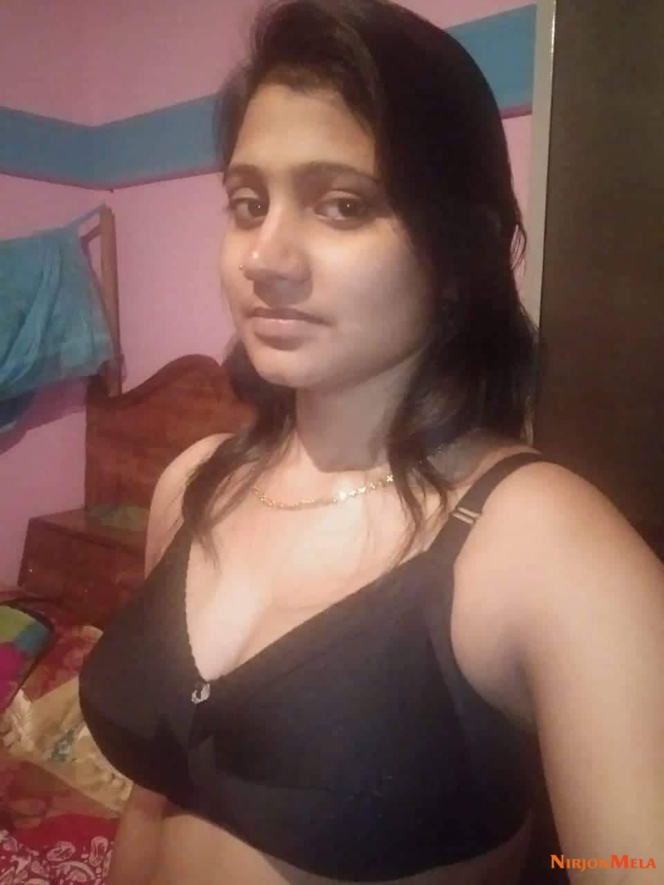 amateur-indian-with-big-tits03.jpg