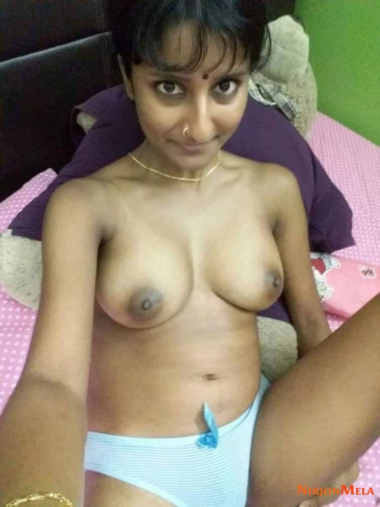 Indian-Bhabhi-nude-selfie-4.jpg