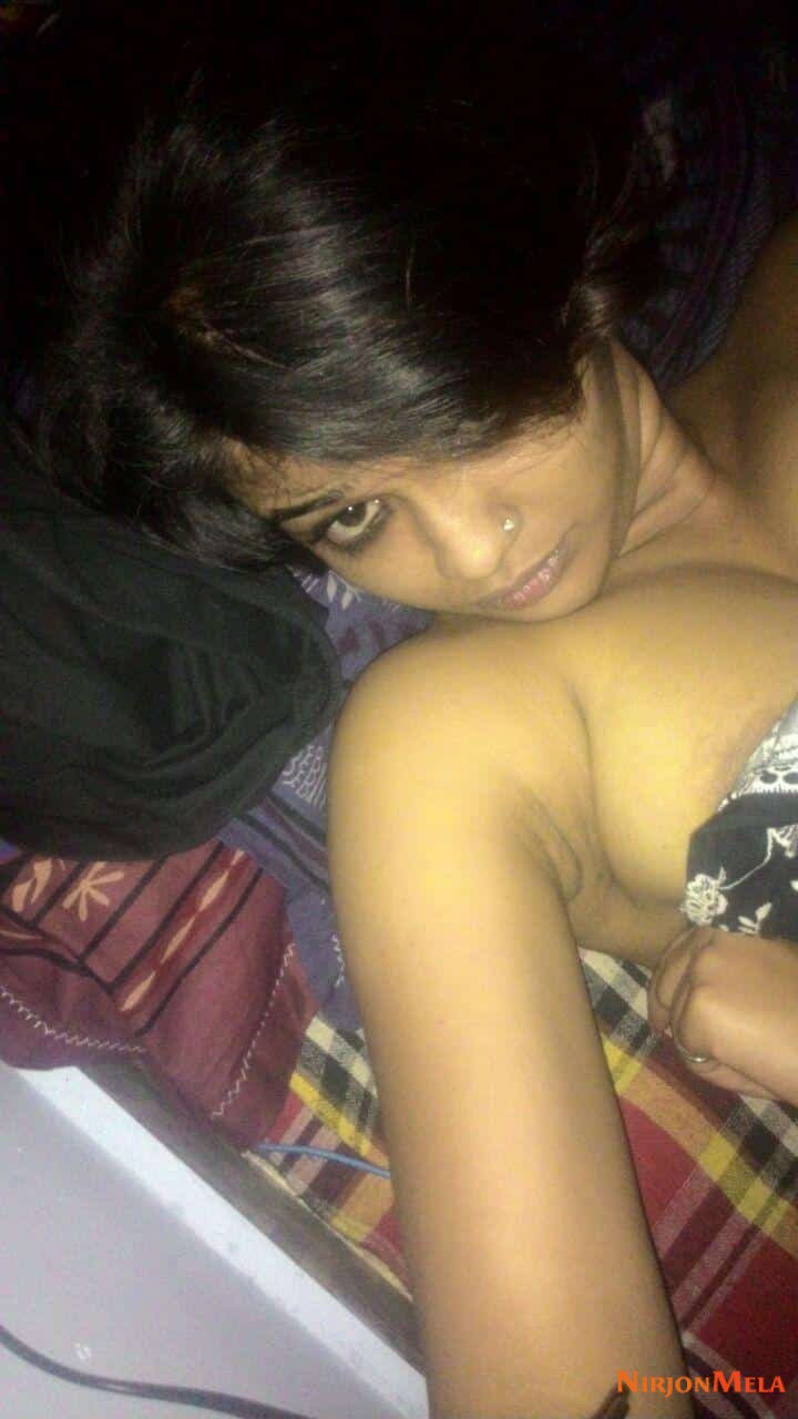 hot-Indian-boobs-pics-01.jpg