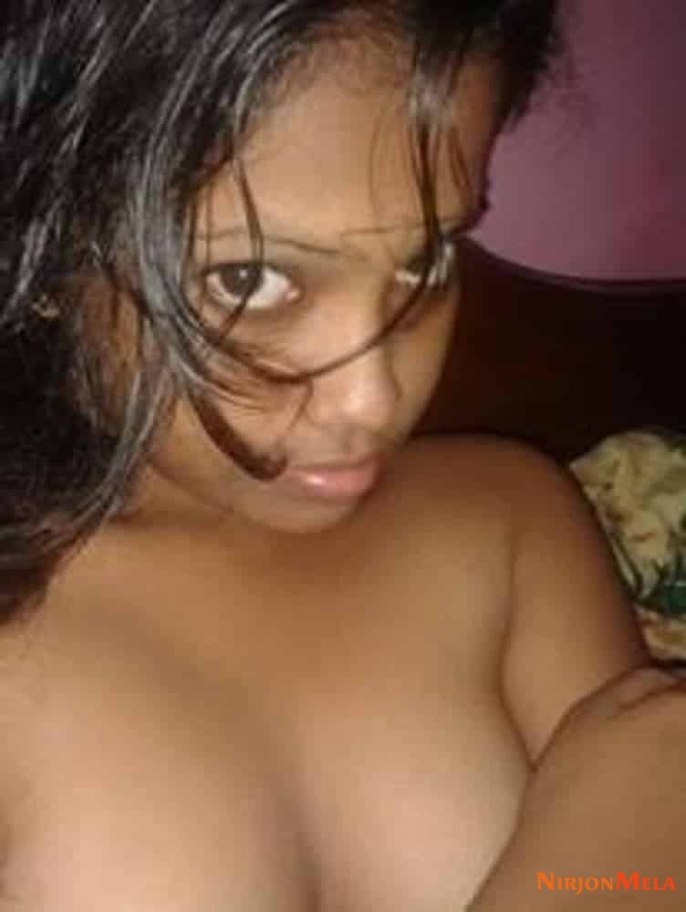 Indian-girl-tits-pics-2.jpg