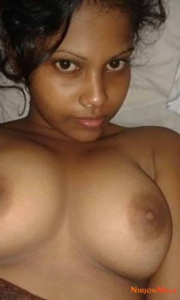 Indian-girl-tits-pics-4.jpg