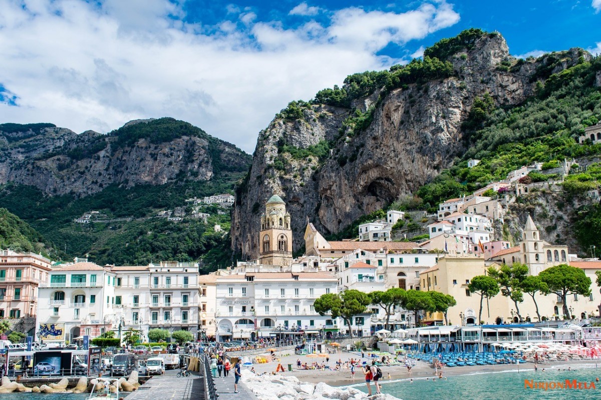 Amalfi-Coast-Italy-10.jpg