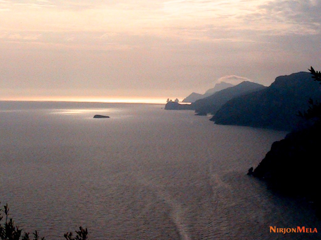 Amalfi-Coast-Italy-233b2aae181ba2ce8.jpg