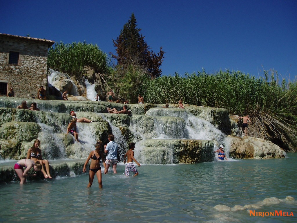 Saturnia-11.jpg