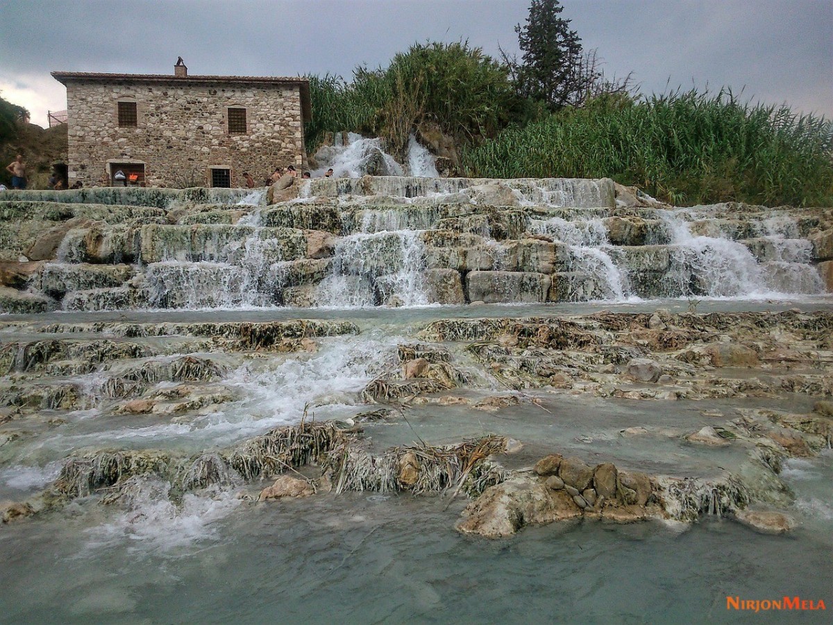 Saturnia-3.jpg