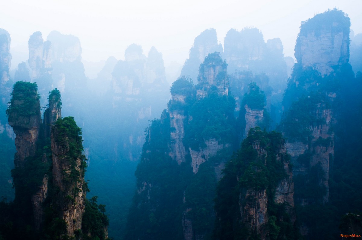 Zhangjiajie-National-Forest-China-14.jpg