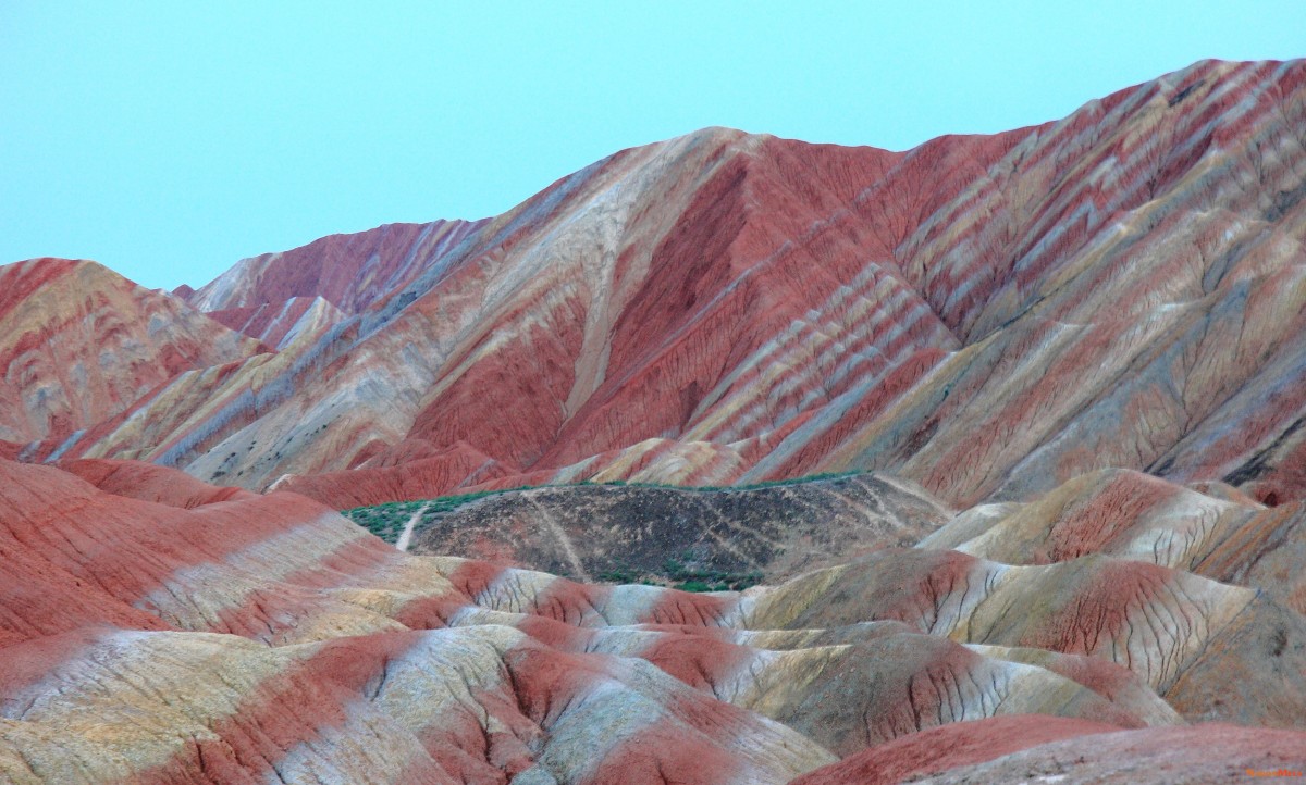 Zhangye-Danxia-Landform-China-14.jpg