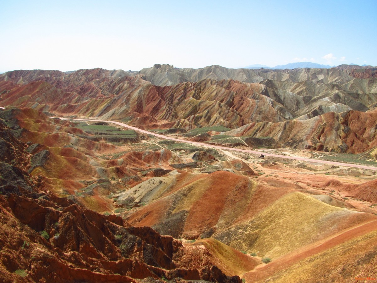 Zhangye-Danxia-Landform-China-17.jpg