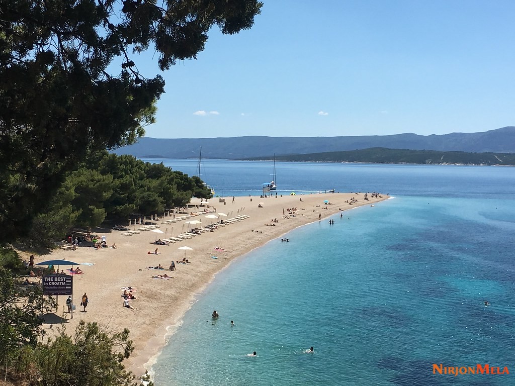 Zlatni_rat_Croatia-15.jpg