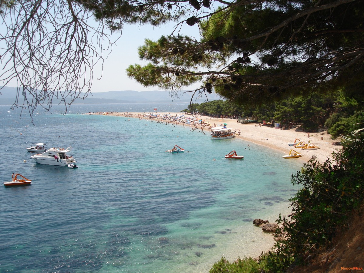 Zlatni_rat_Croatia-2.jpg