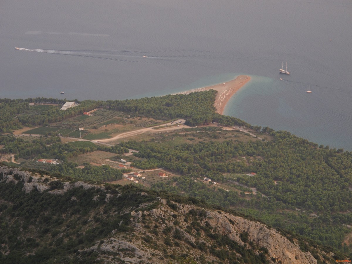 Zlatni_rat_Croatia-34.jpg