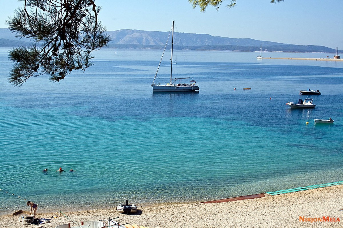 Zlatni_rat_Croatia-4.jpg