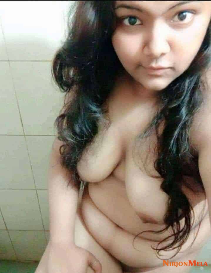 nude-busty-Bangladeshi-beauty.jpg