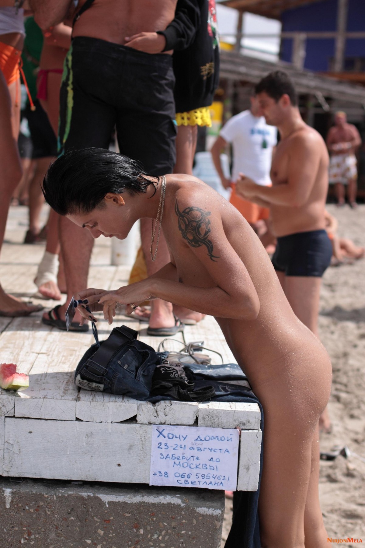 Nudism-Beach-Party-53458712.jpg