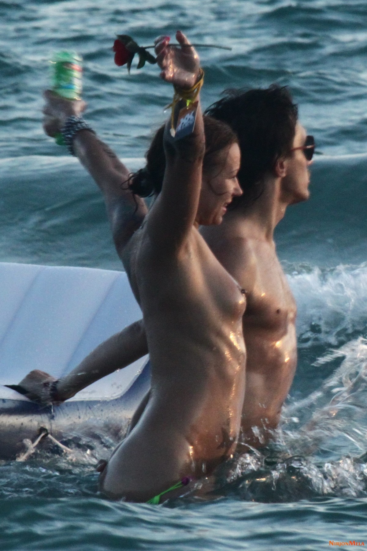 Nudism-Beach-Party-51863773.jpg