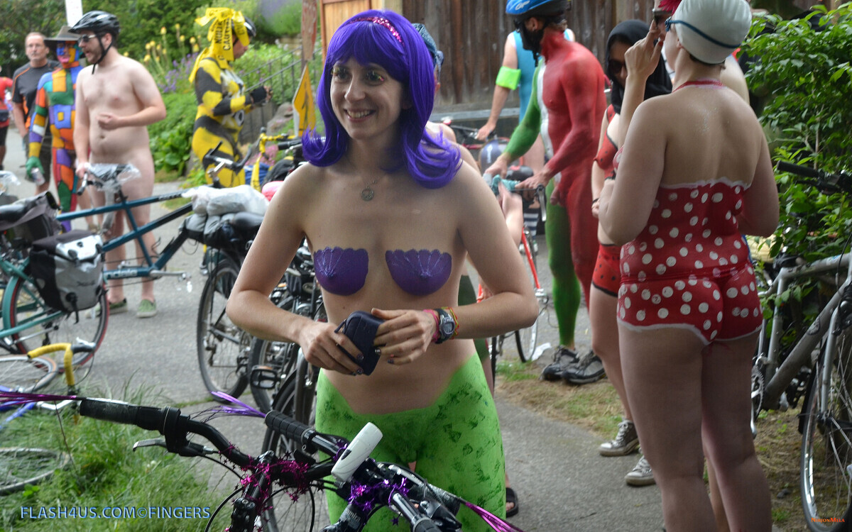 Fremont-Solstice-Flash4Us-com-120146.jpg