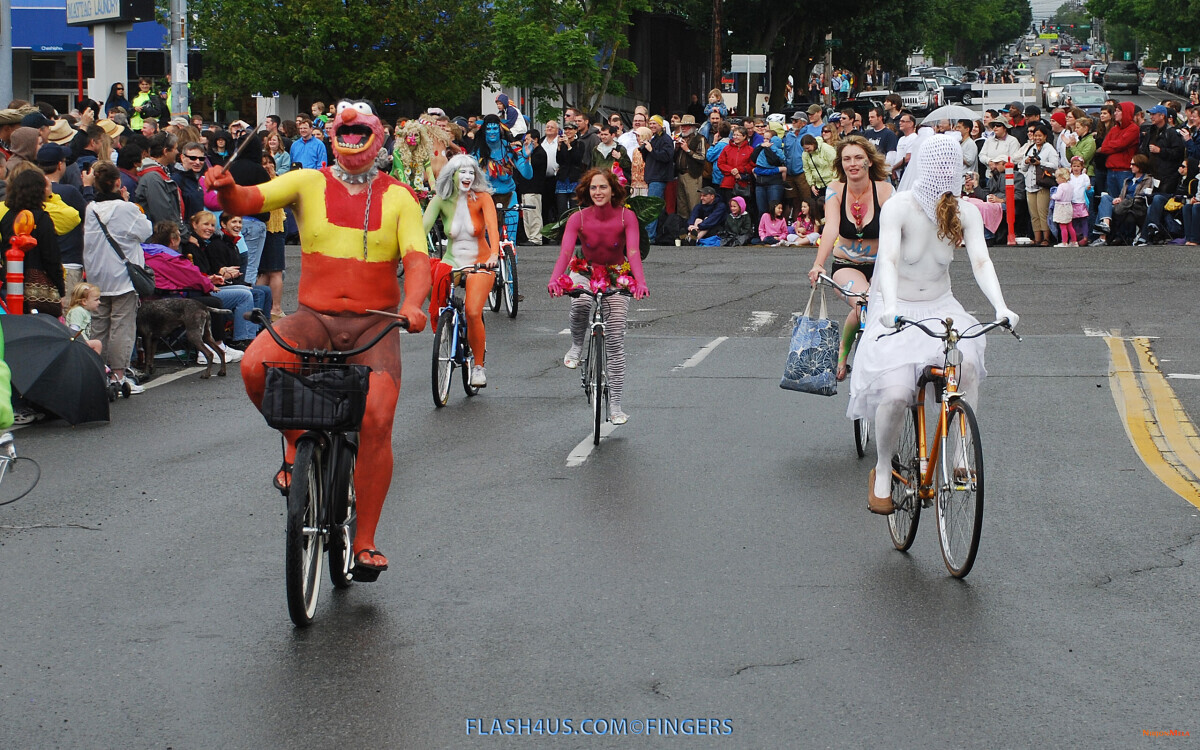 Fremont-Solstice-Flash4Us-com-10201.jpg