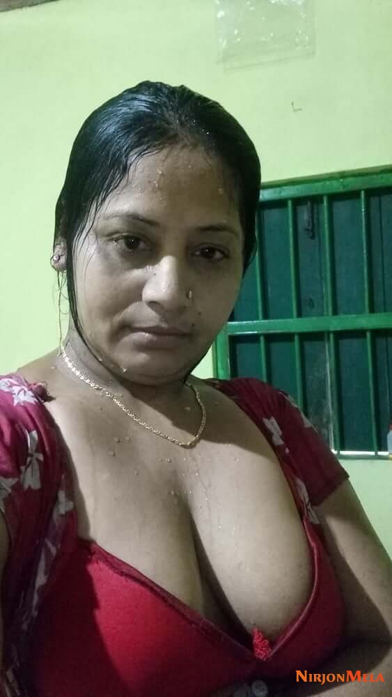 02-Bengali-Bhabhi-nude-pics-4.jpg