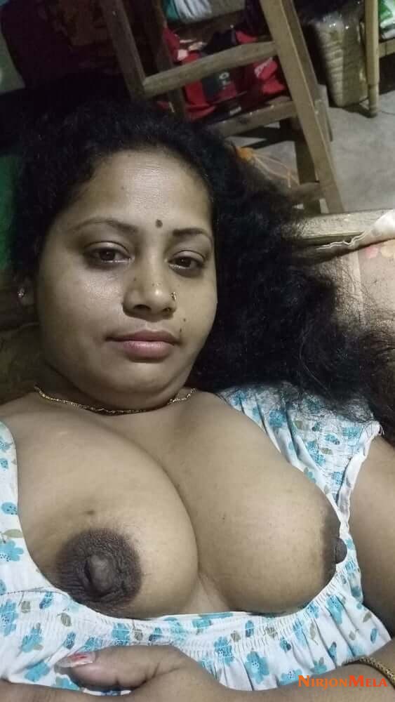 Bengali-Bhabhi-nude-pics-8.jpg