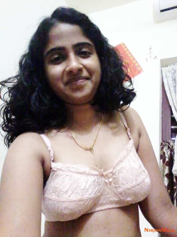 young-Indian-wife-nude-pics-2.jpg